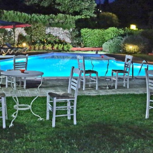 Dendrolivano aparthotel