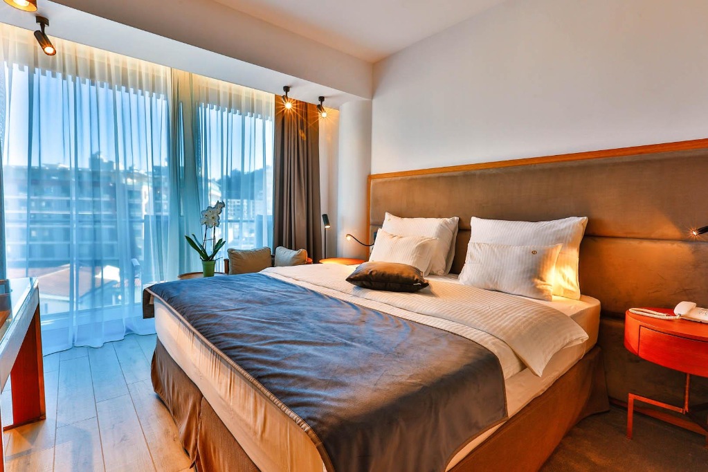 hotel-2