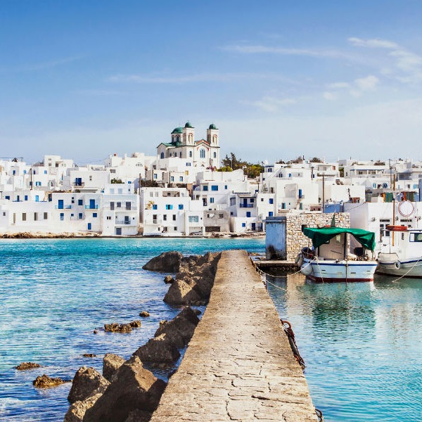 Island hopping (Santorini – Naxos – Paros) 2*sup./3*
